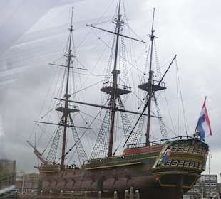 Grachtenrundfahrt - restauriertes Schiff