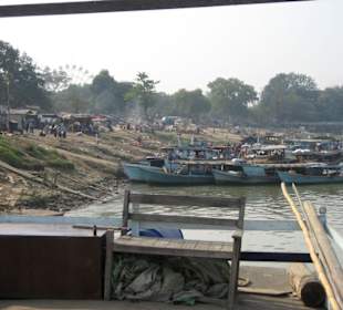 Bootsfahrt zur Mingun Pagode