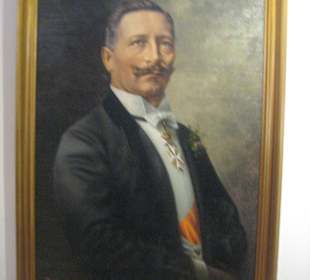 Kaiser Wilhelm II. im Frack