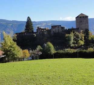 Ruine Mayenburg in Völlan