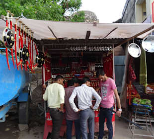 Auf dem Markt von Pushkar unterwegs