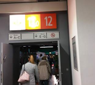 Durchgangsbereiche zur nächsten Halle