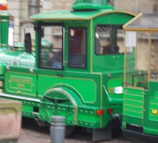 Die Touristen-Bahn für die Stadtbesichtigung
