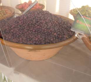 Verkaufsstände zum Nationalfeiertag der Balearen