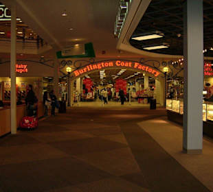 Jersey Gardens Outlet Mall