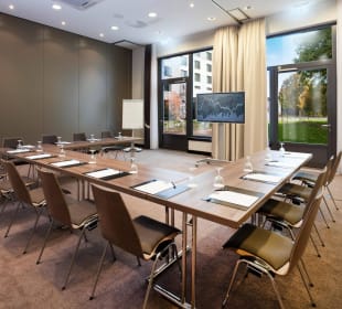 Business Raum Omaha