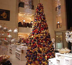 Weihnachtsbaum im KaDeWe