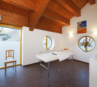 Behandlungsraum im Elysium; Massage, Kosmetik, ...