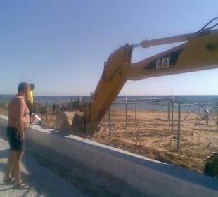 Weg fertig,nur noch der Strand muss gemacht werden
