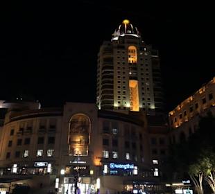 Am Nelson Mandela Square