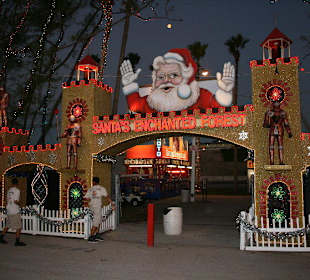 Eingang des Weihnachtsmarktes