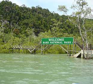 Einfahrt zum Bootsanleger