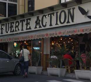 Fuerte Action bei Nacht