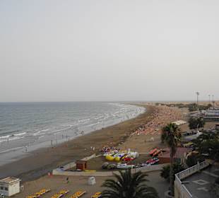 Schöner langer Strand