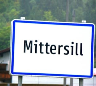 Das Ortsschild Österreich