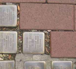 Stolpersteine / Stiftstraße