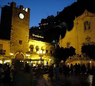 Taormina bei Nacht