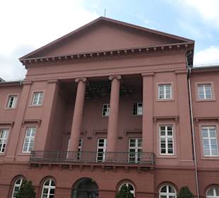 Bei einem Stadtrundgang durch Karlsruhe
