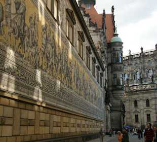 Панно "Шествие князей"