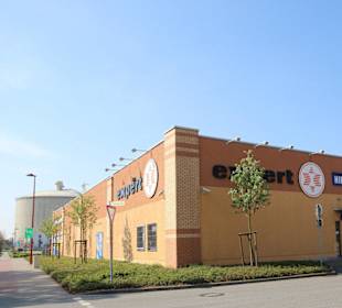 Geschäftshaus im EKZ Zuckerrübenfabrik