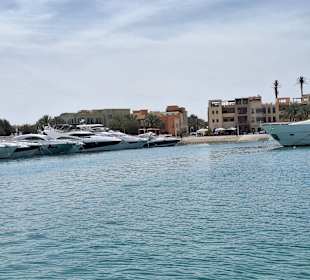 Mit dem Boot durch El Gouna