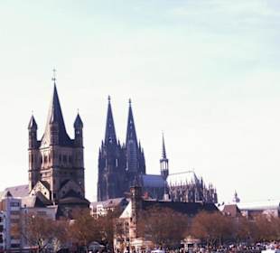 Rhein-Schifffahrt mit der Köln - Düsseldorfer