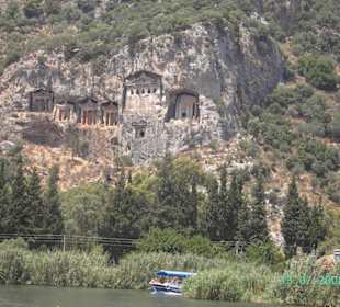 Felsengräber am Dalyan Fluss