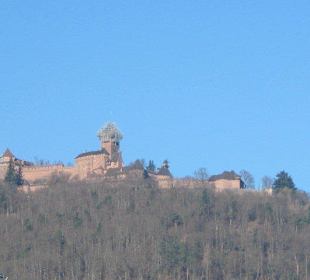 Die Haut Königsburg aus der Ferne