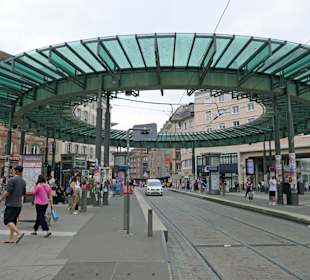 Haltestelle: Homme de Fer, (Eiserner Mann)