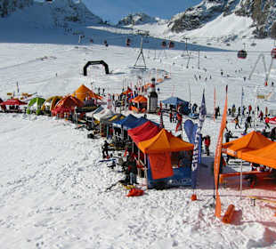 Gletscher Testival Zeltstadt