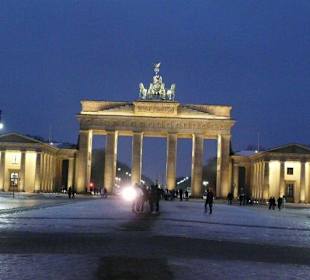 Brandenburger Tor in Berlin at night
