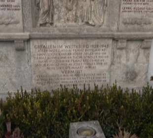 Kriegerdenkmal Aichelau