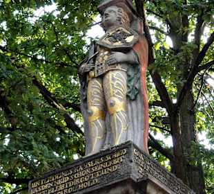 Der kleine Roland am Neuen Markt