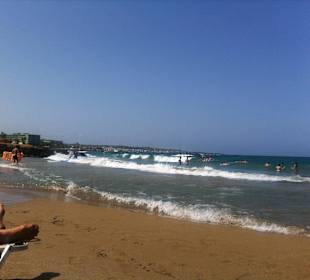 Niedaleko Hotel Semiramis Village super plaża