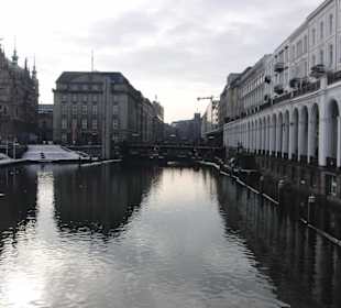Alsterarkaden Alster Hamburg