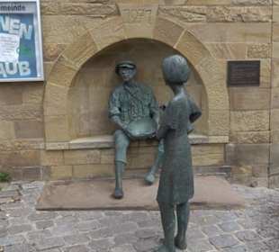 Skulptur Hafner und Wassermädchen 