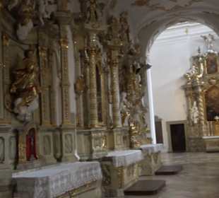 Stift Unserer Lieben Frau zur Alten Kapelle