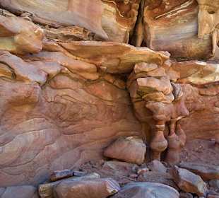 Im Small Coloured Canyon