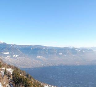 Blick über Meran und nach Hafling