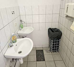 Cafe Wintersport am Wasserfall