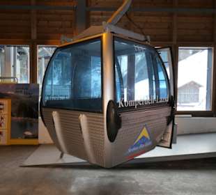 Komperdellbahn Lazidbahn 6-er CWA OMEGA Gondel