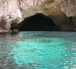 Malta / Blue Grotto