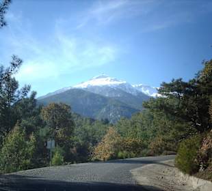 Straße zum Berg Tahtali