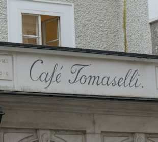 Kaffeepause im traditionsreichen Café Tomaselli
