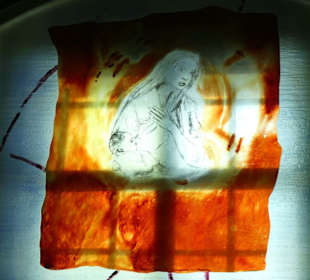 Fensterbild in der Kapelle