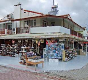 Bazar vor dem Hotel