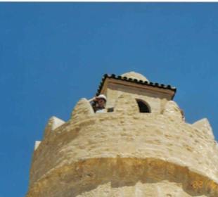 Der rote Turm ganz nah   Alanya,Türkei