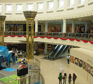 City Center...zweitgrößtes Kaufhaus Dubais