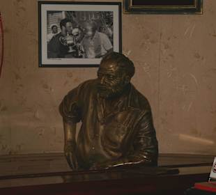 Hemingway an der Theke