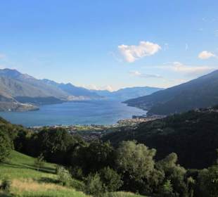 Blick von Peglio auf den Comer See
